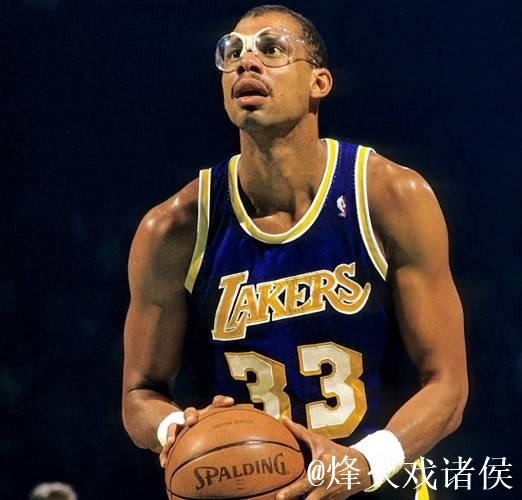 贾巴尔是我此前唯一见过的41岁还能打得很出色的球员